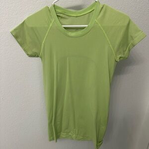 Lululemon Swiftly Tech Short Sleeve Green